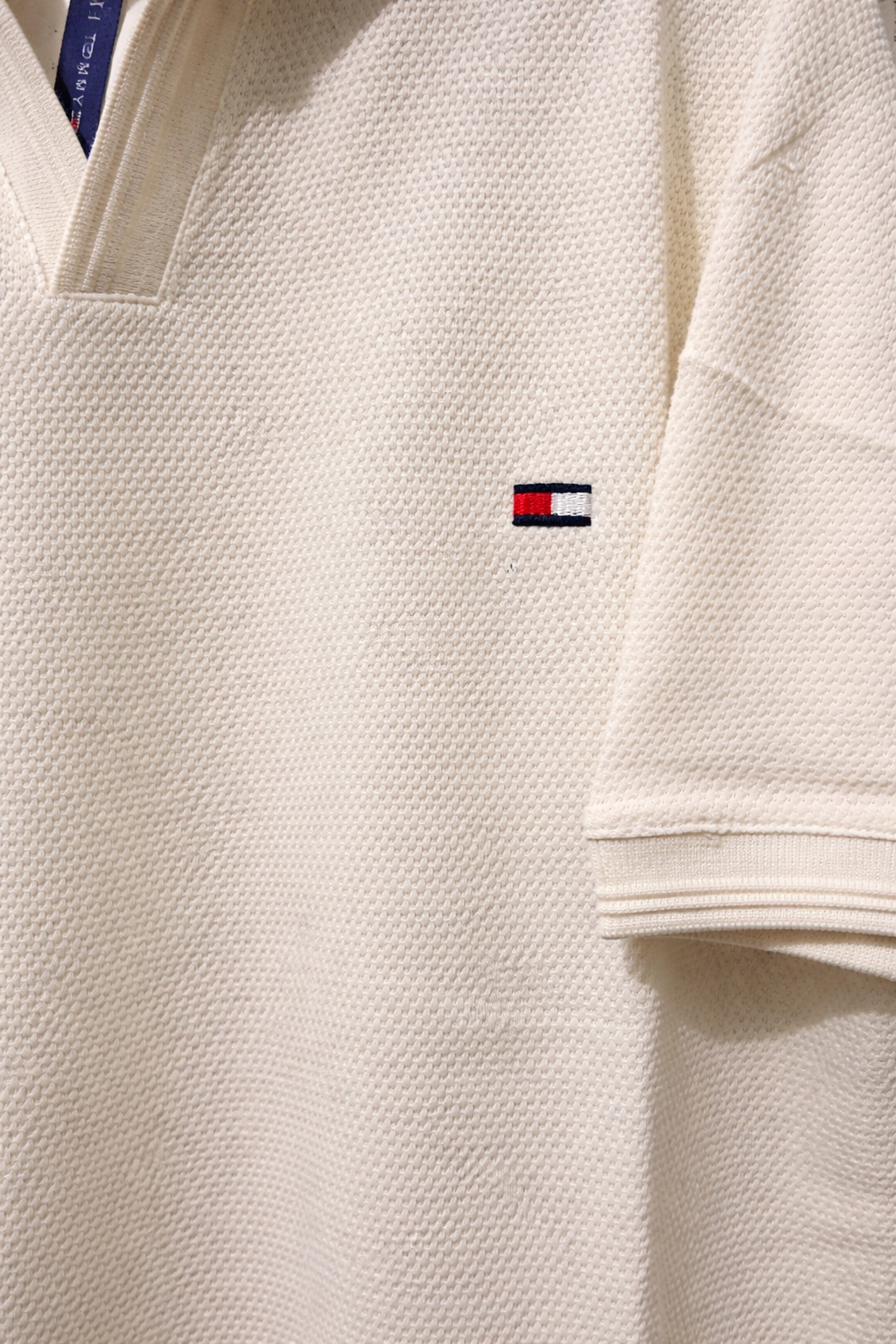 Tommy Hilfiger Off-White Polo Shirt – Modern Casual wear